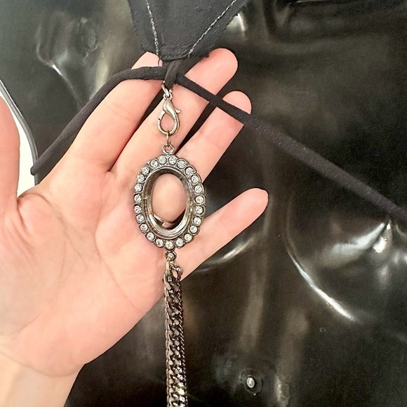 Divina Pele Rayon Frayed Dress Open Back Detachable Embellished Rhinestone Charm - Picture 5 of 11